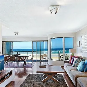Holiday home Beachfront Beauty!, Gold Coast